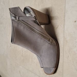 Paul Green Grey Suede Booties